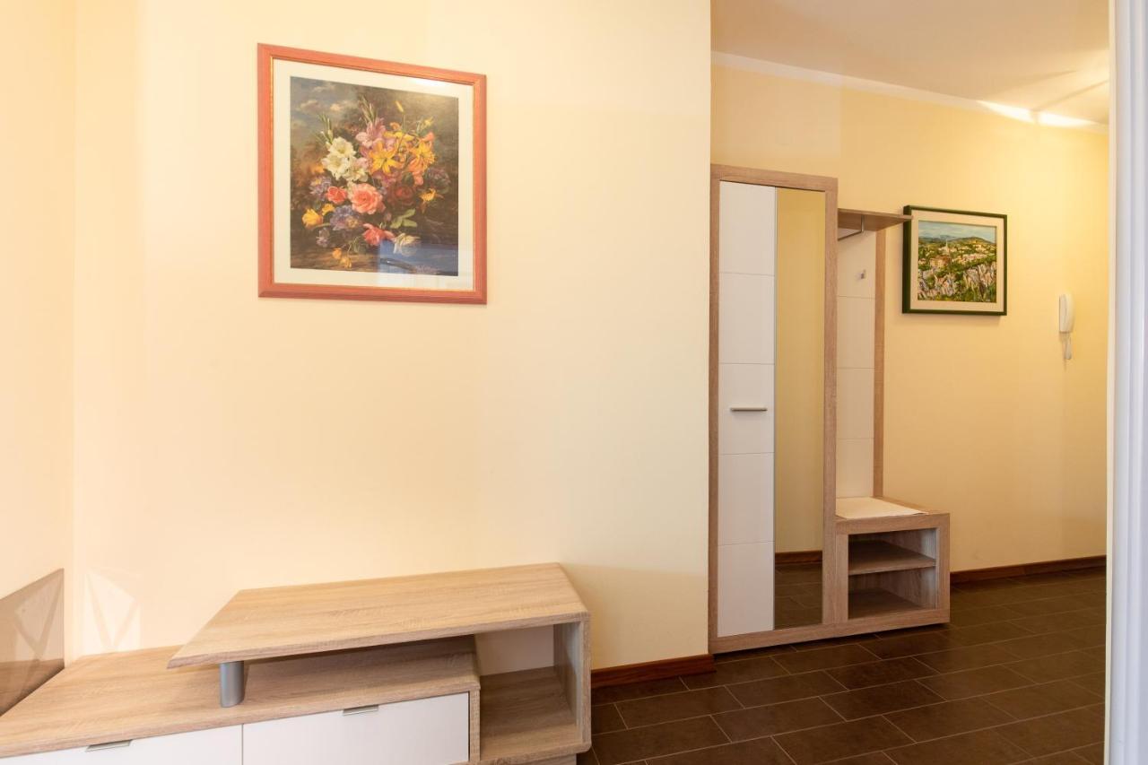 Apartments Bella Vista Крк Екстер'єр фото