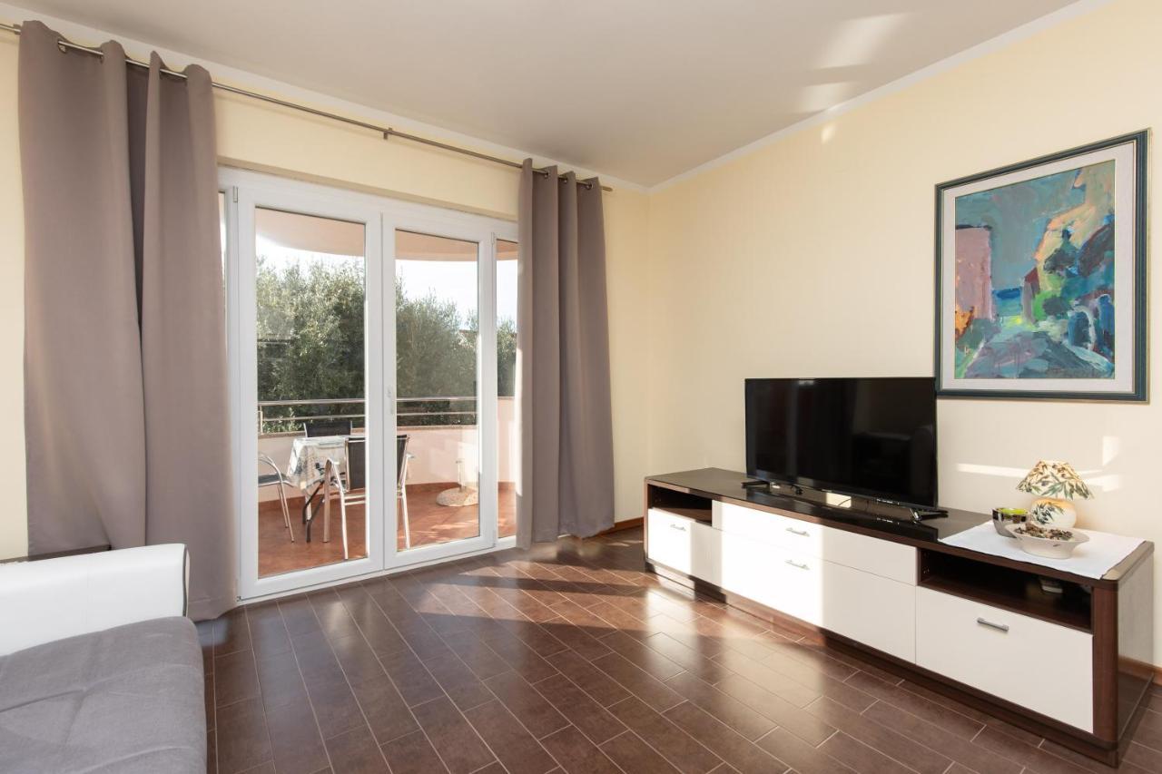 Apartments Bella Vista Крк Екстер'єр фото