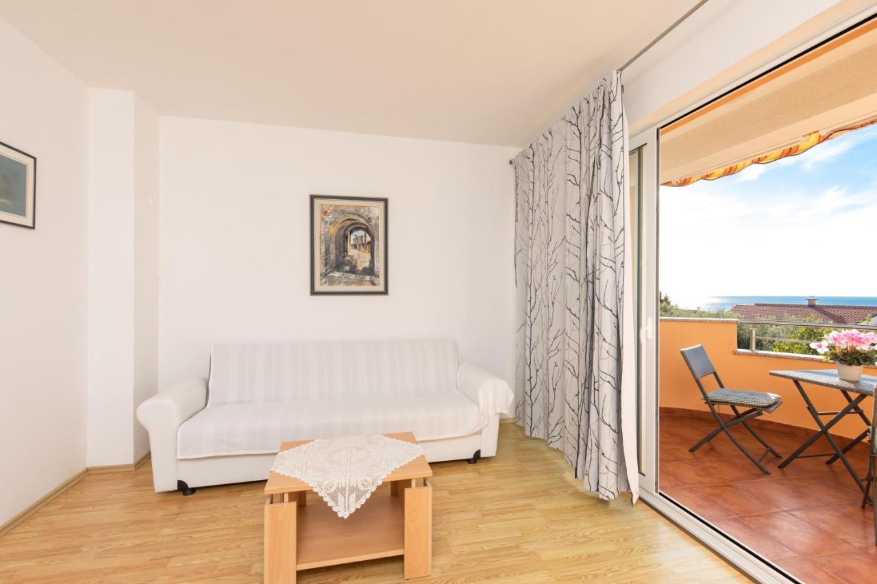 Apartments Bella Vista Крк Екстер'єр фото